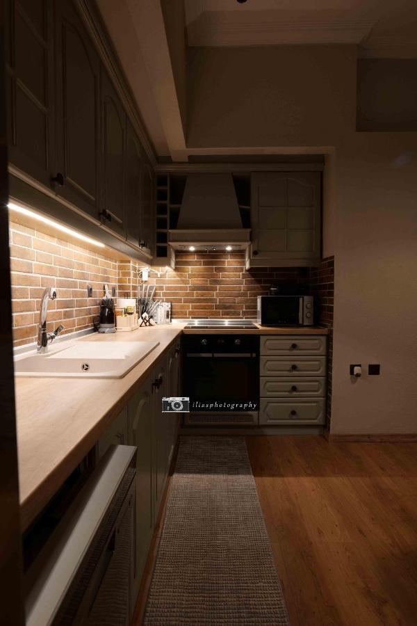 Living Life Apartment Комотини Экстерьер фото