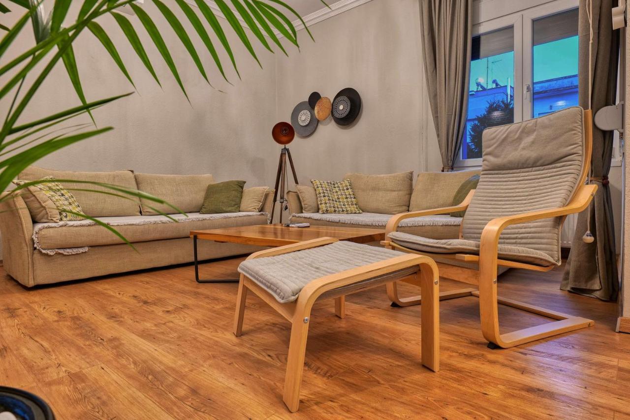 Living Life Apartment Комотини Экстерьер фото