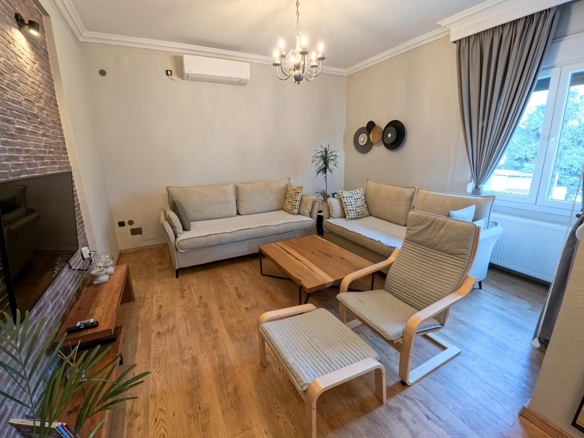 Living Life Apartment Комотини Экстерьер фото