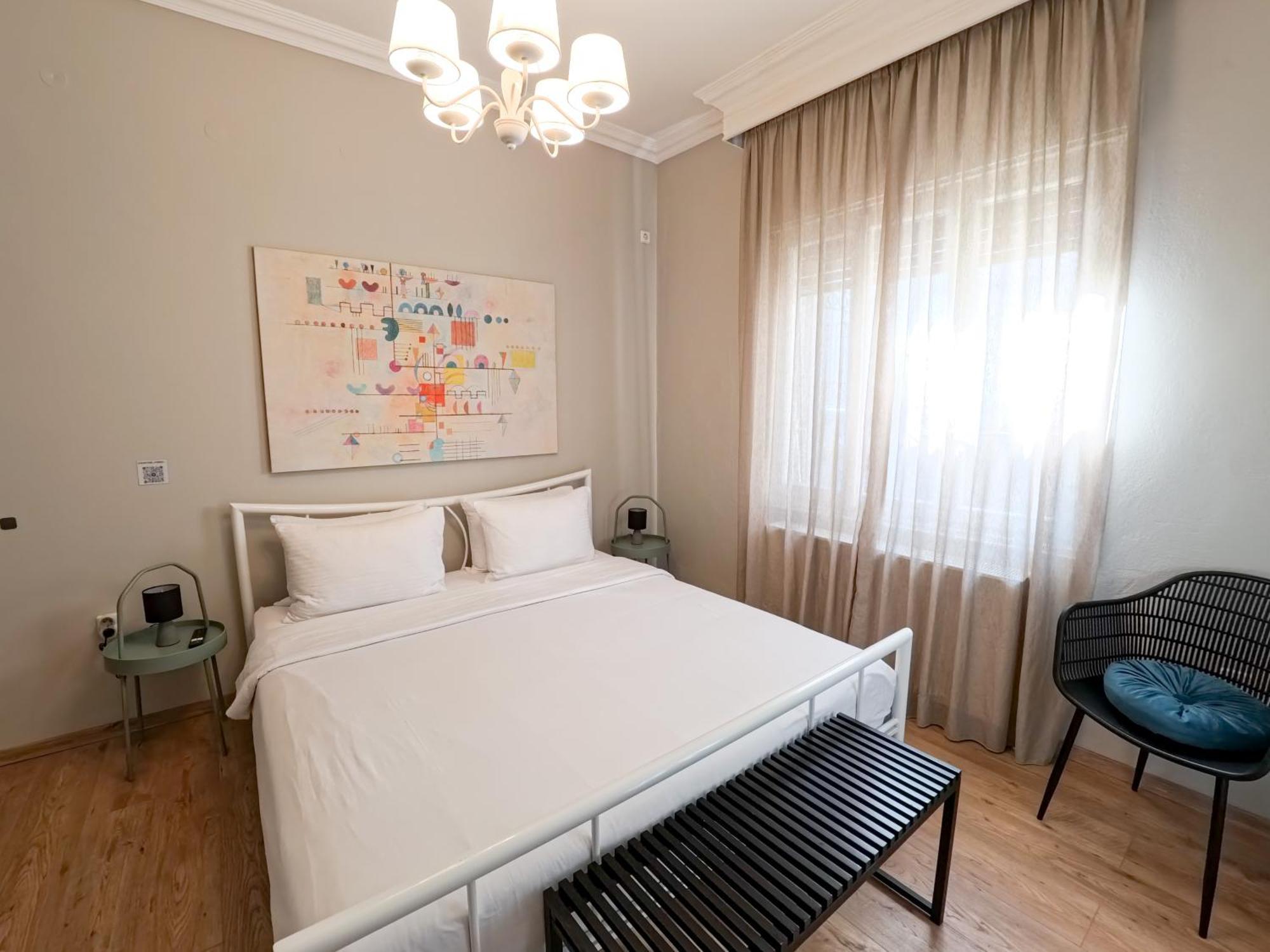 Living Life Apartment Комотини Экстерьер фото